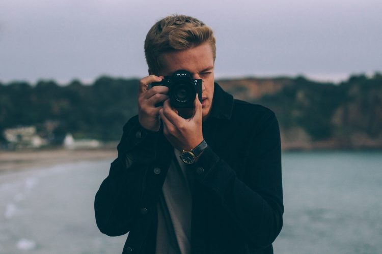 【男性向け】受かるオーディション写真を撮るのにおすすめの前髪3選7